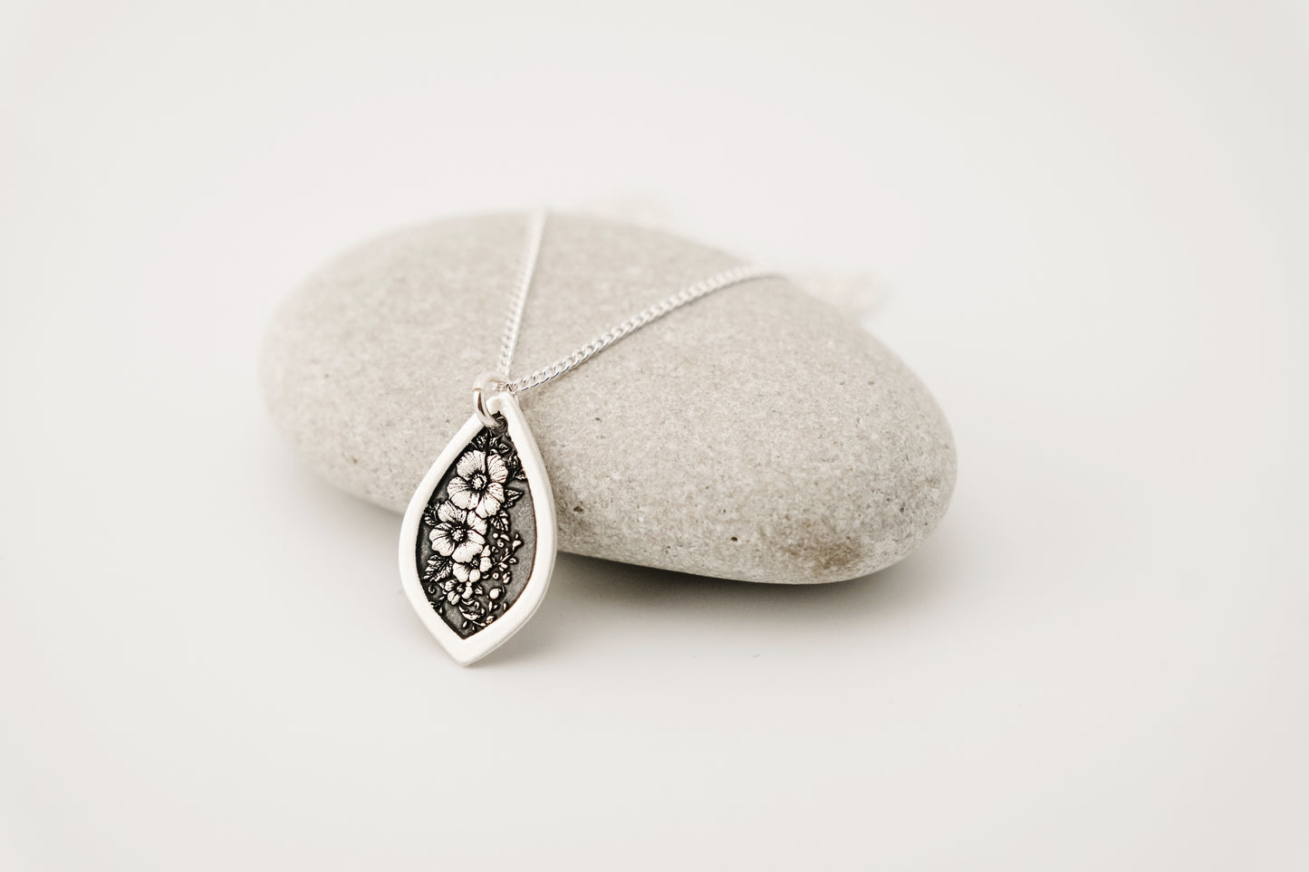 Necklace, Engraved Gothic Floral Vine Necklace