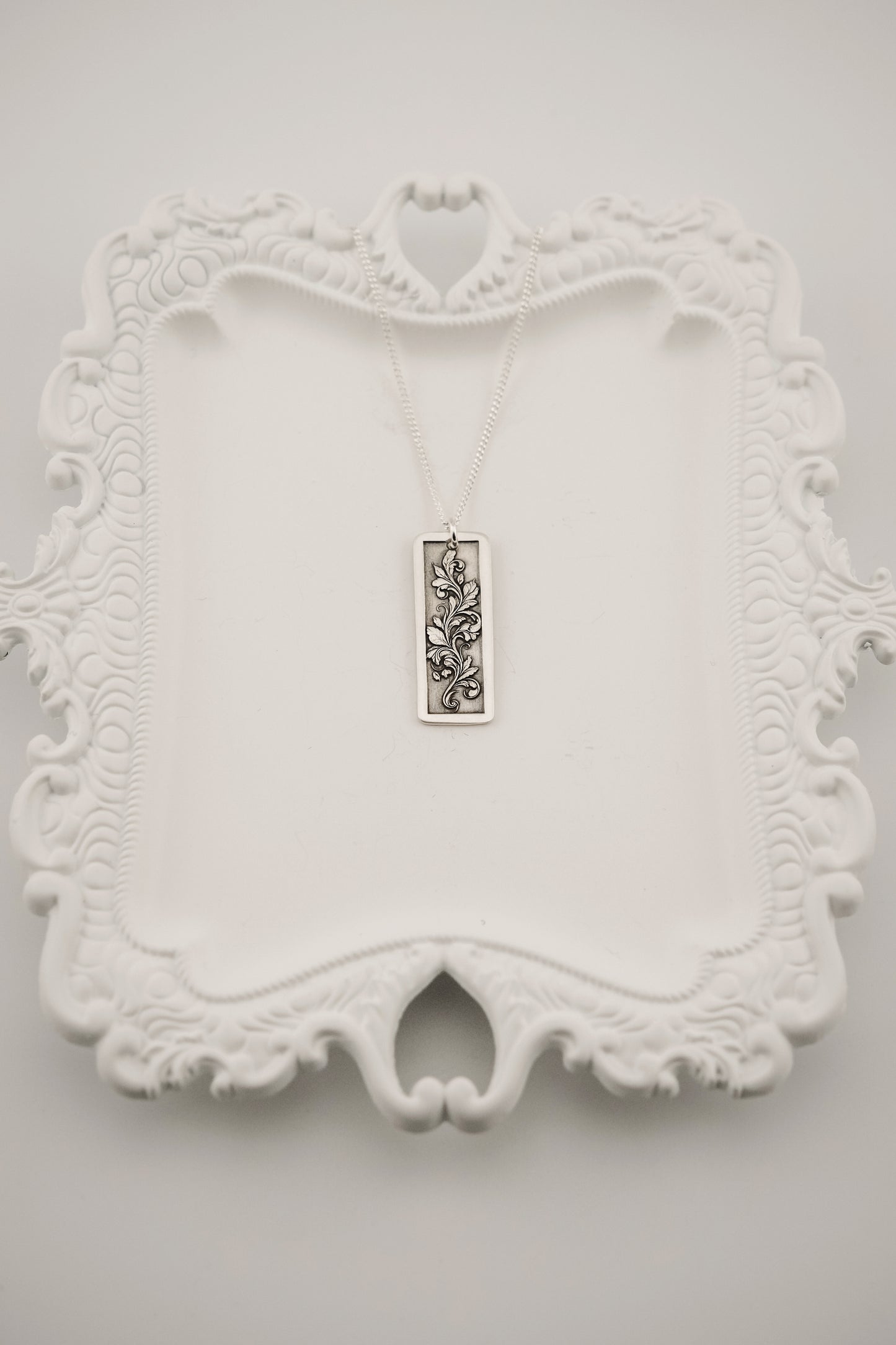 Necklace, Engraved Botanical Vine Necklace