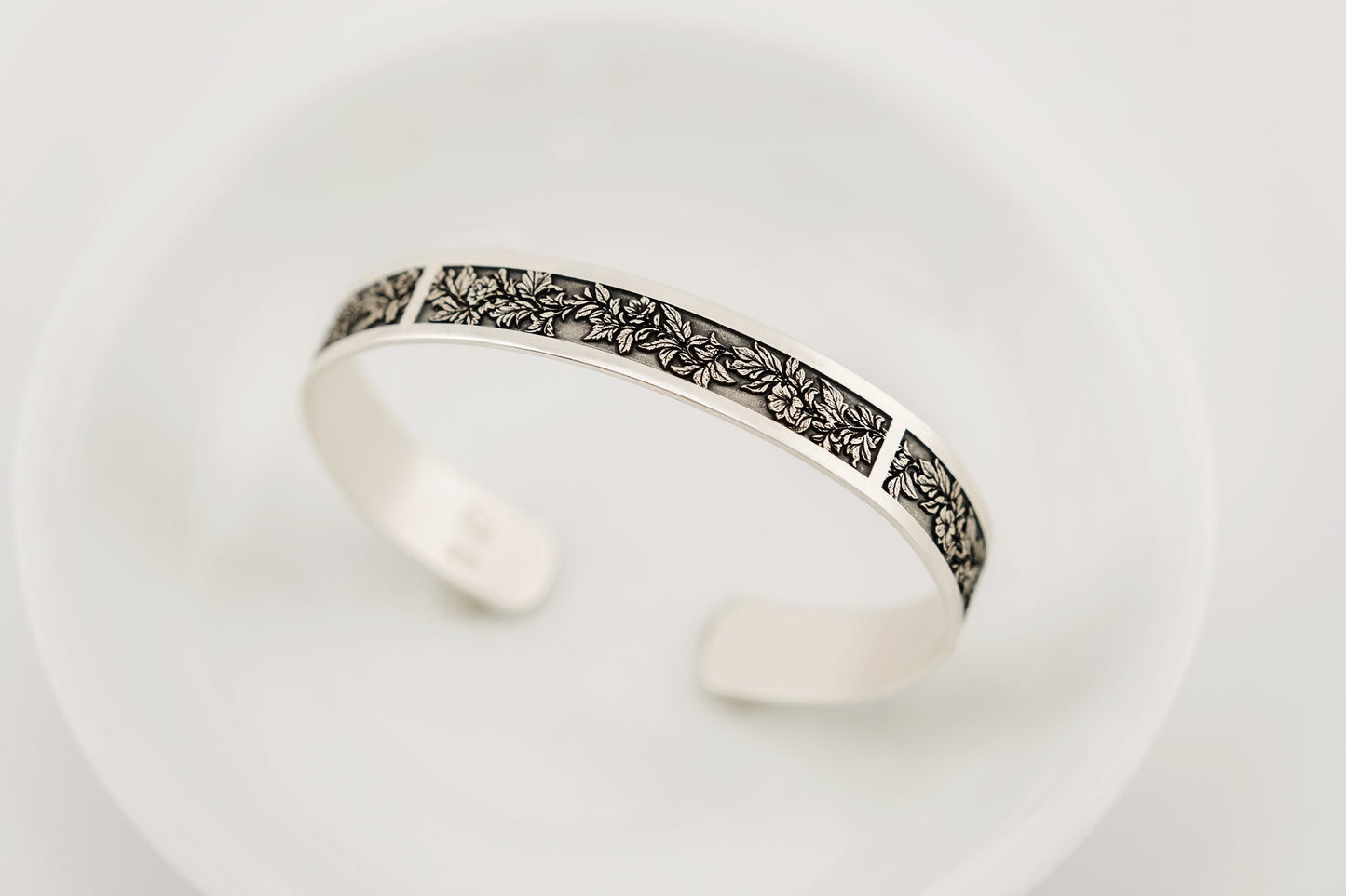 Bracelet, Sterling Cuff Botanical Vine 9mm