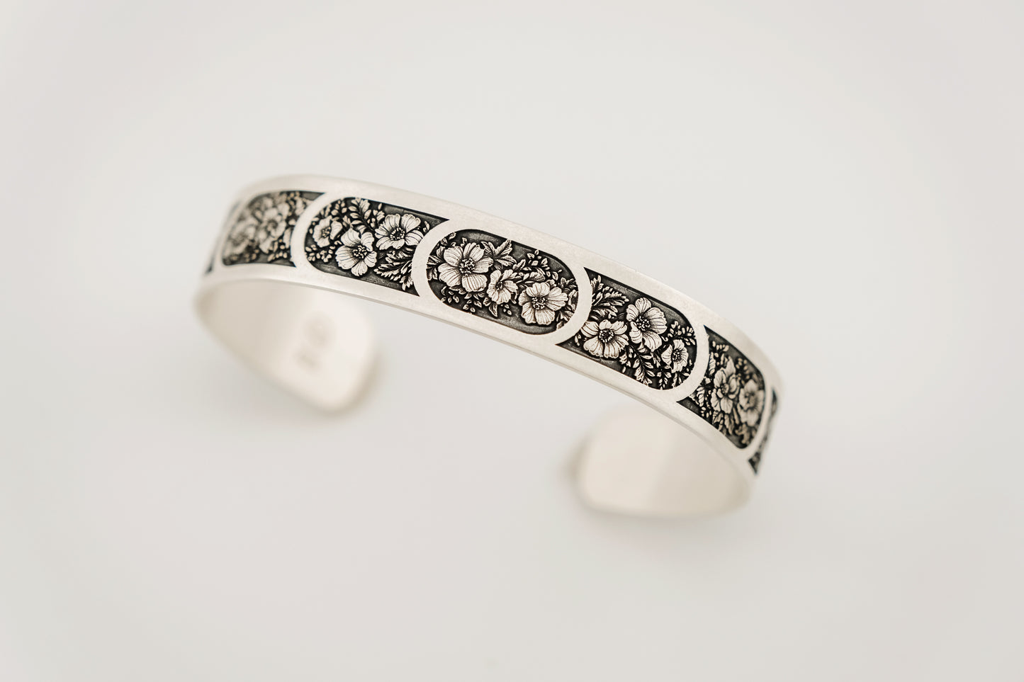 Bracelet, Sterling Cuff Stained-Glass Floral 12mm