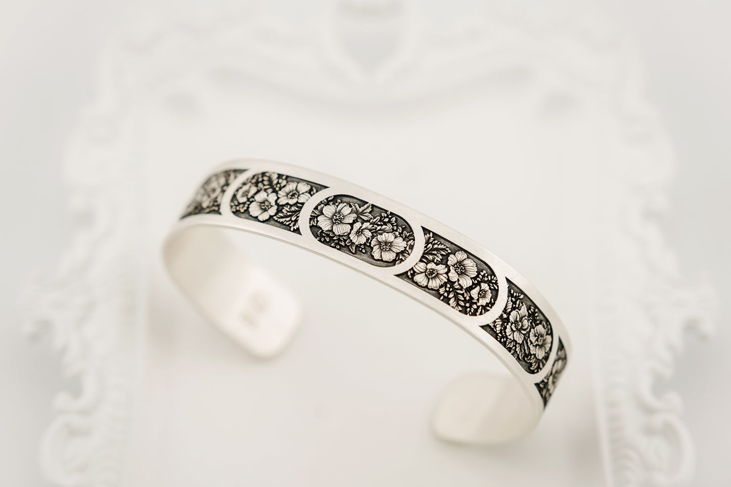Bracelet, Sterling Cuff Stained-Glass Floral 12mm