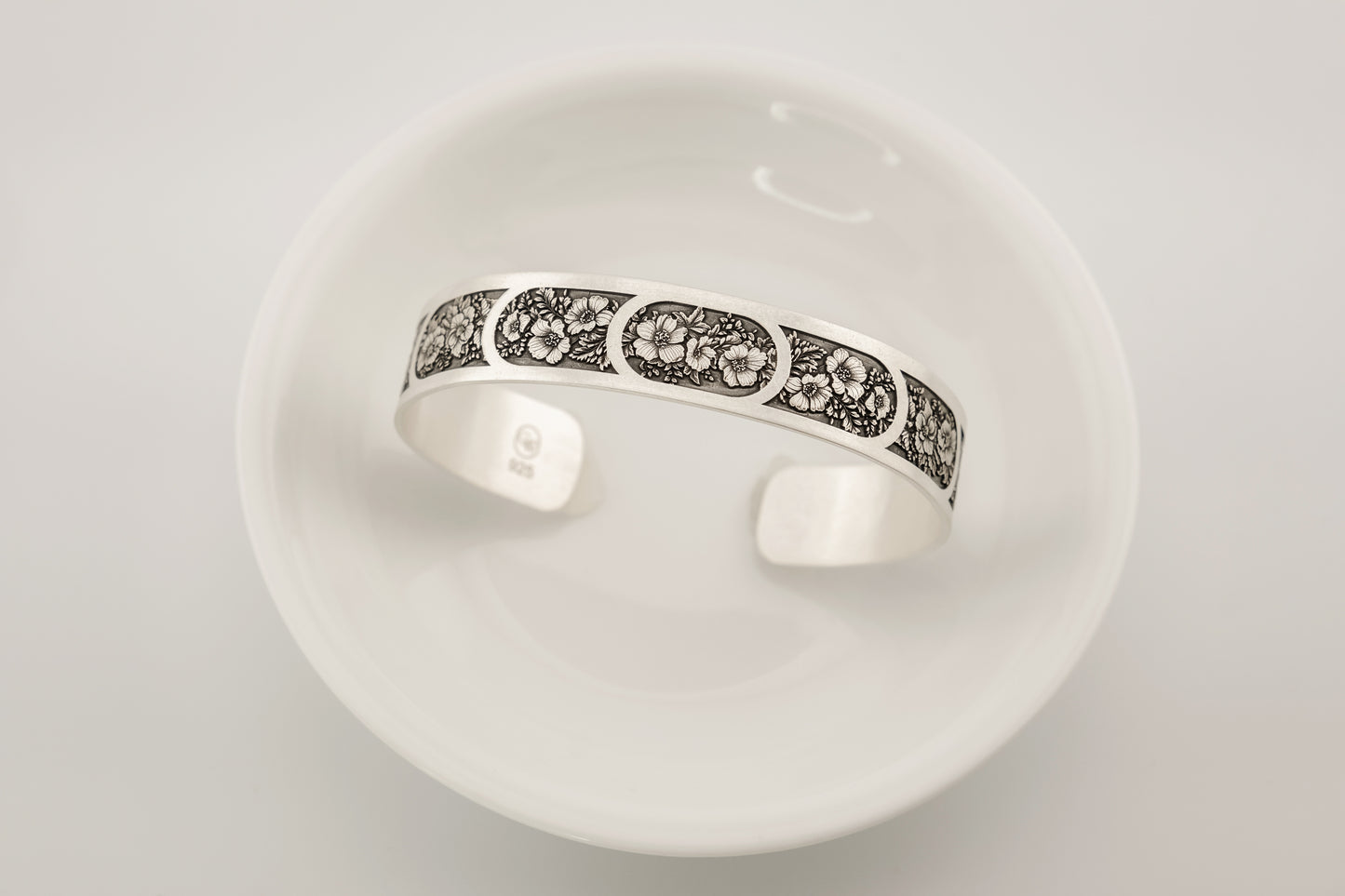 Bracelet, Sterling Cuff Stained-Glass Floral 12mm